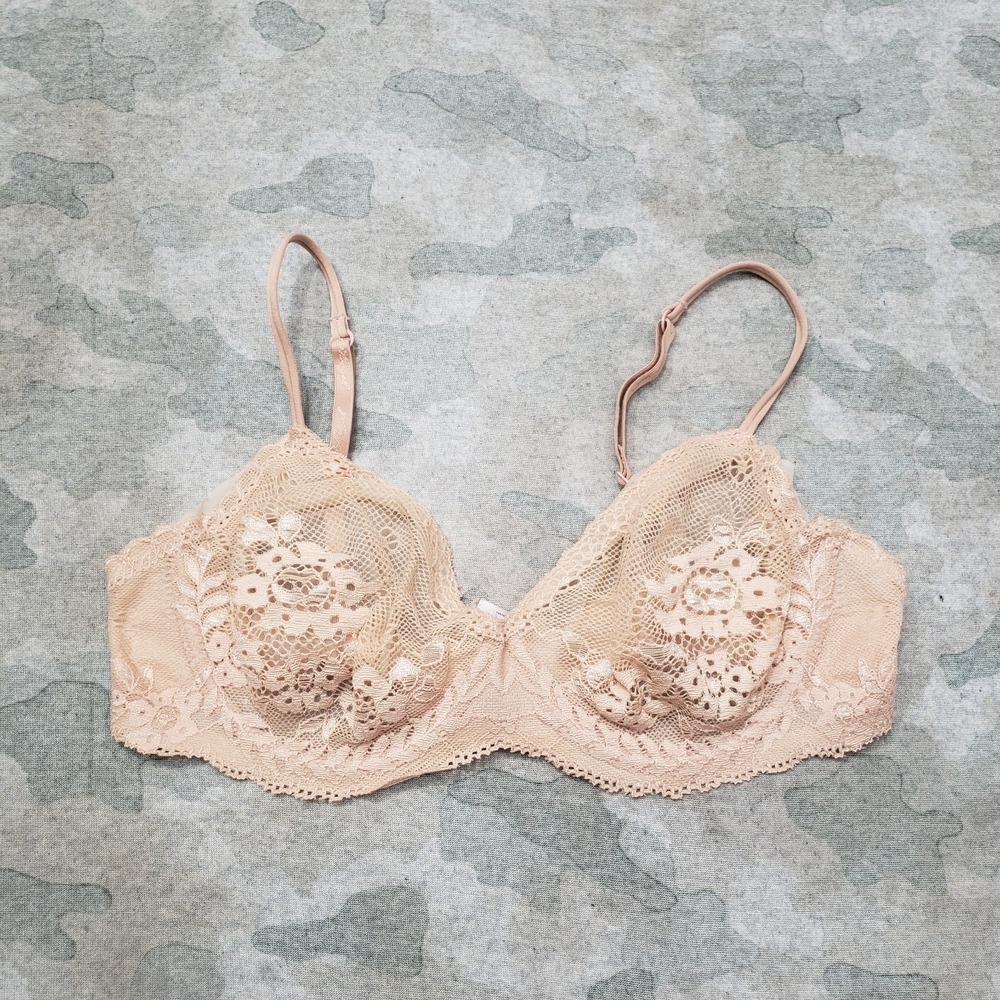 Victoria's Secret Bra Womens 34C Tan Underwired Silver Tag